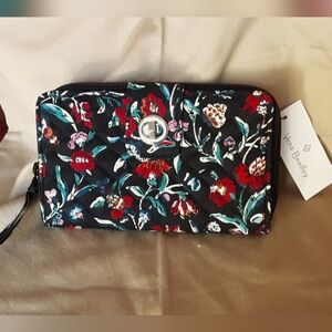 NWT RFID Vera Bradley Turnlock Wallet